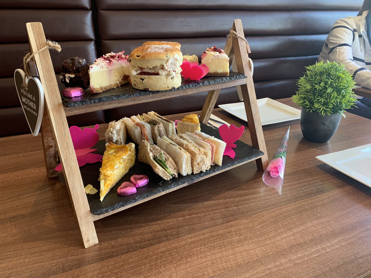 Mioscoffeebar's tweet photo. It’s three weeks until Mother’s Day which means... our Mother’s Day afternoon tea is back! 🌸 £10.95 per person. Booking is required please message for more details https://t.co/sNvY7JOdEt