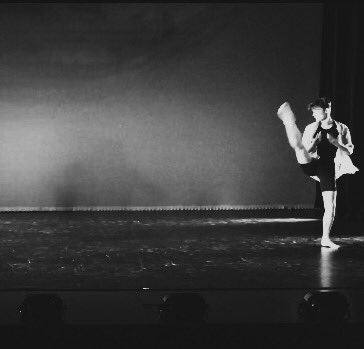 thelevelsco's tweet photo. Some more photos from Thursday’s ‘Spring Forward 2019’ showcase✨💛 #contemporarydance #SpringForward2019 https://t.co/6NRtG6xQGQ