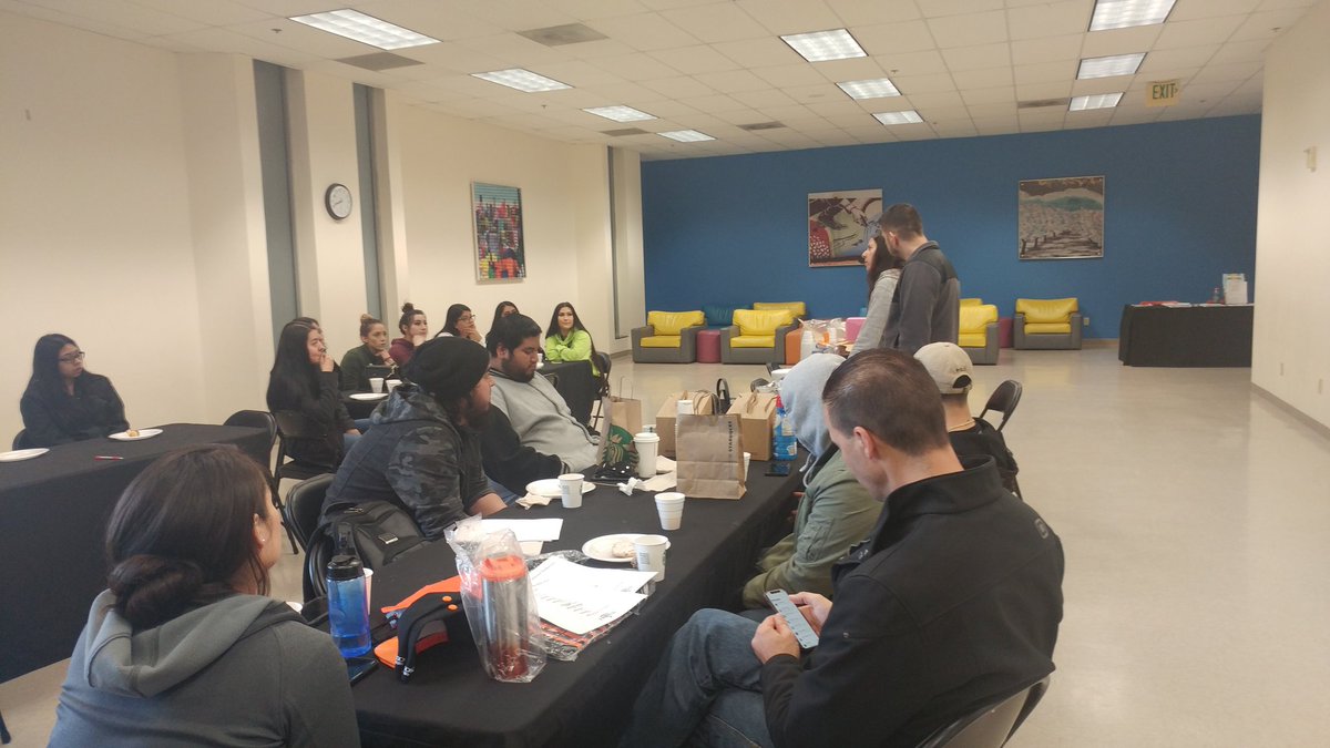 Great meeting with the <a href="/Pay1essWire1ess/">Payless Wireless</a> team this Sunday morning. Thanks for Motorola. @MarcecoSheryl <a href="/KarlaOre17/">Karla Ore</a> <a href="/Nicole_SPG/">Nicole Czechowski (Gill)</a>