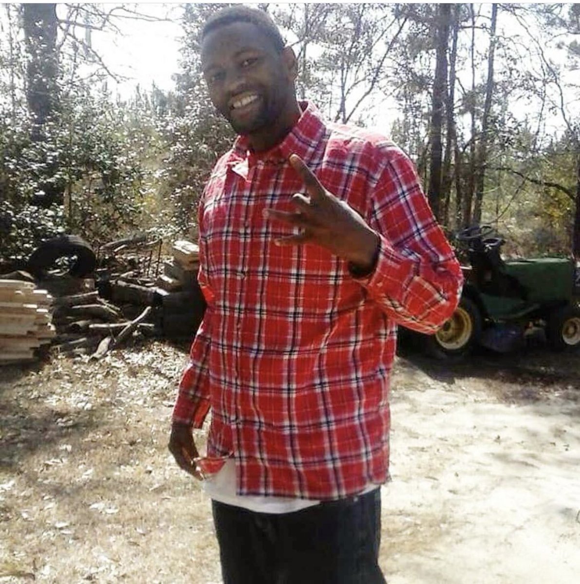 soprettynyc's tweet photo. Sooooooooooooooo when we gone talk about it?? https://t.co/iMRLTzWUfm
