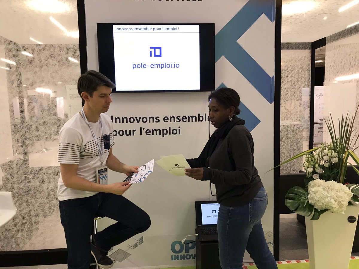 Steph_FRERE_PhD's tweet photo. Le salon @bigdataparis ouvre demain matin ! L’équipe @poleemploi_IO et les #startups invitées sont déjà prêtes pour des démos #services et/ou #tech 🚀 #opendata #api #incubateur #openinnovation #techforgood 🏆 https://t.co/0sBKptWLBx