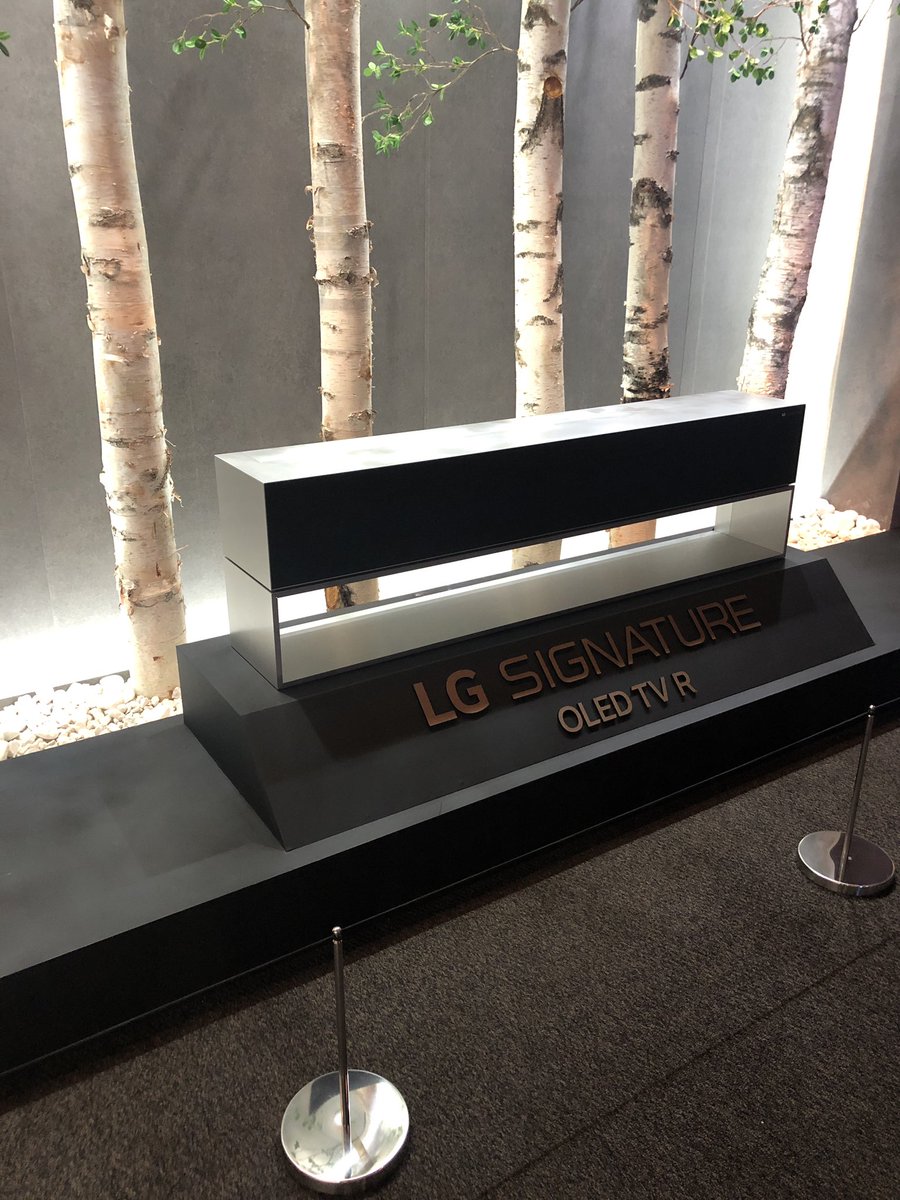 bd944's tweet photo. LG’s panel fits in that low profile box. #LG_SXSW #techtrends2019 #SXSW19 @sxsw https://t.co/KMIxUjUjJU