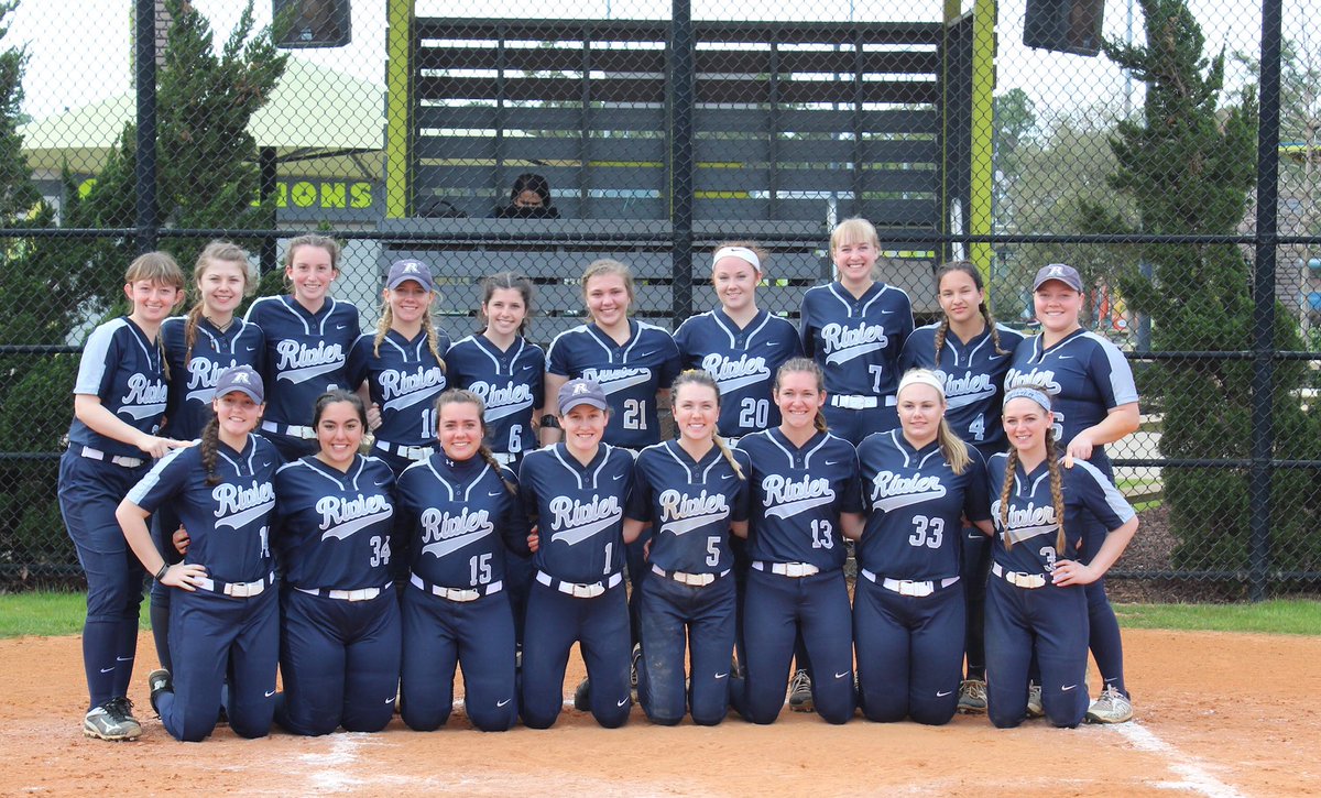 RivSoftball's tweet photo. SC✈️NH
We’re back and ready to take on some action in the Northeast! Home opener on Friday at 5 &amp; 7pm! https://t.co/x9soY7XFuS