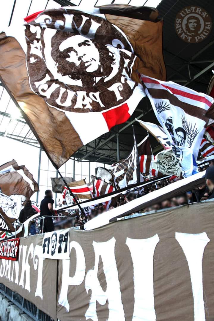 ultras_antifaa's tweet photo. PHOTO | FC St. Pauli - Augsburg https://t.co/T54g5i9awF
