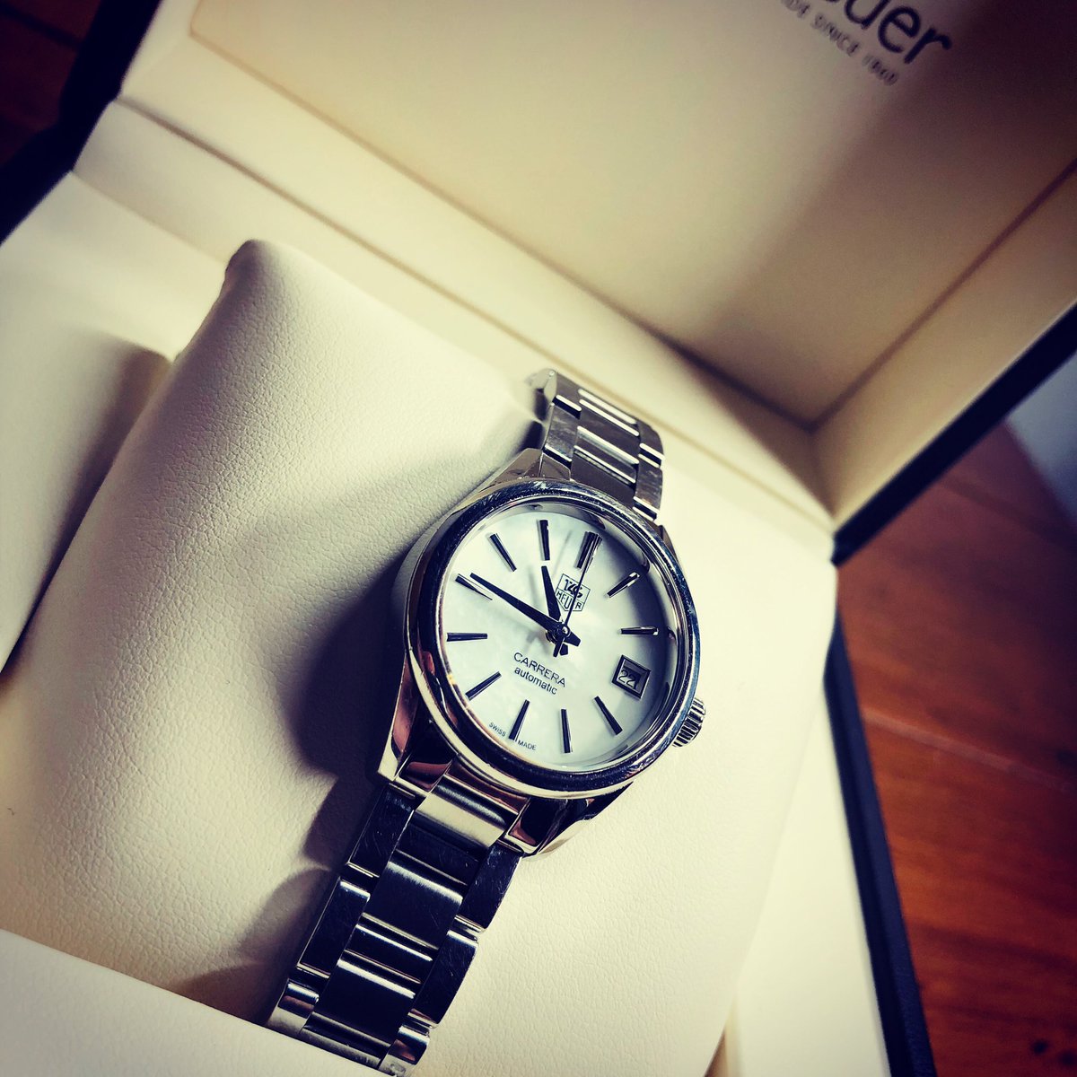 SynchroniseW's tweet photo. Another awesome addition to the #synchronisewatches collection. A stunning ladies Tag Heuer Carrera automatic. #TAGHeuerCARRERA #tagheuerwatches #Watches #luxurylifestyle #watchesforwomen #timingsarecriticalnotflexible https://t.co/y7tH2DBmJJ