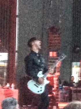 Happy Birthday to Jerry Horton of Papa Roach. 