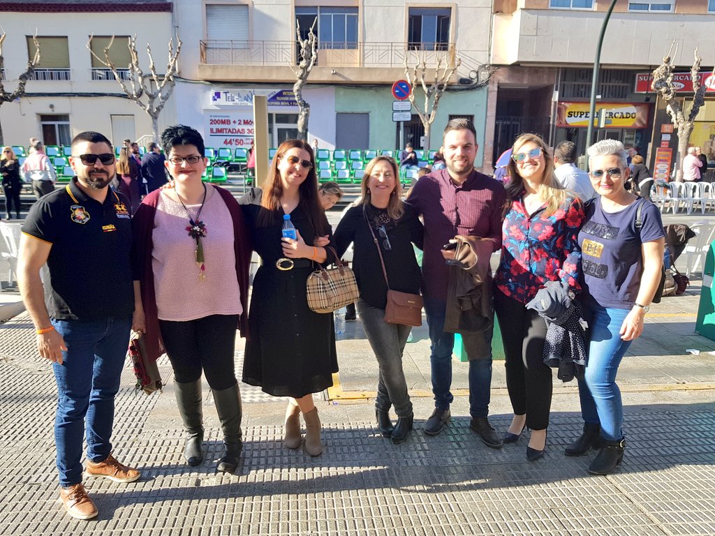 📸 Desfile de Carnaval 🧚‍♀️🧚‍♂️🤹‍♂️ #LlanoDeBrujas <a href="/carnavalelsalar/">CarnavalLlanoBrujas</a>  
Ilusión, color y mucha diversión para celebrar su  200 aniversario.  
Junto a compañeros de <a href="/Cs_Murcia/">CS Murcia</a> para disfrutar de este espléndido día. 🌞🌈
#Carnaval