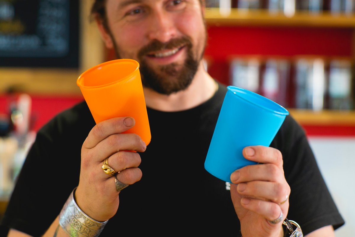 shrewsburycup's tweet image. Coming soon.... a simple way to avoid single use coffee cup waste #ShrewsburyCup will be available @ cafes in the town. You just Choose a cup &amp;amp; pay £1 - enjoy your coffee, then RETURN your cup to any participating cafe &amp;amp; get your £1 back - tell us what you think? @ShrewsburyHour