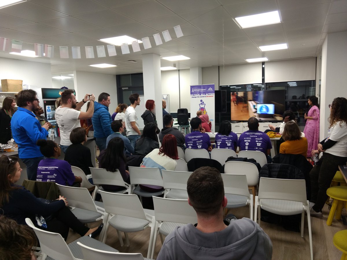 StartupWeekend-Immigration Dublin tweet media