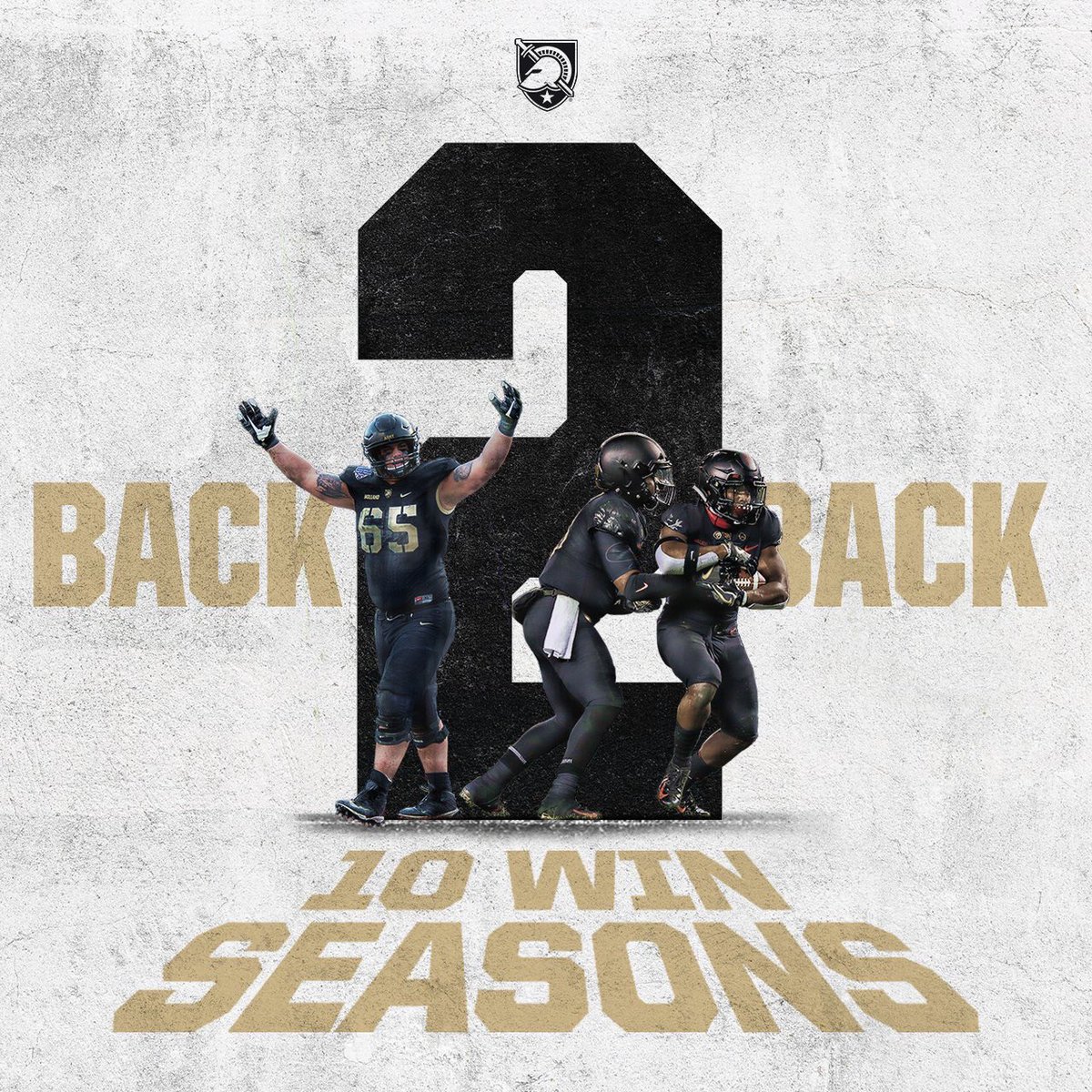 edwards21scotty's tweet photo. So beyond grateful to say that i’ve received an offer from Army West Point!!
@CoachKrysl 
@BrettMoore_USMA 
@bangulo https://t.co/qgbsTVCqXz