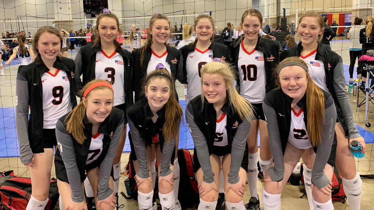 Premier 14 Black tweet media