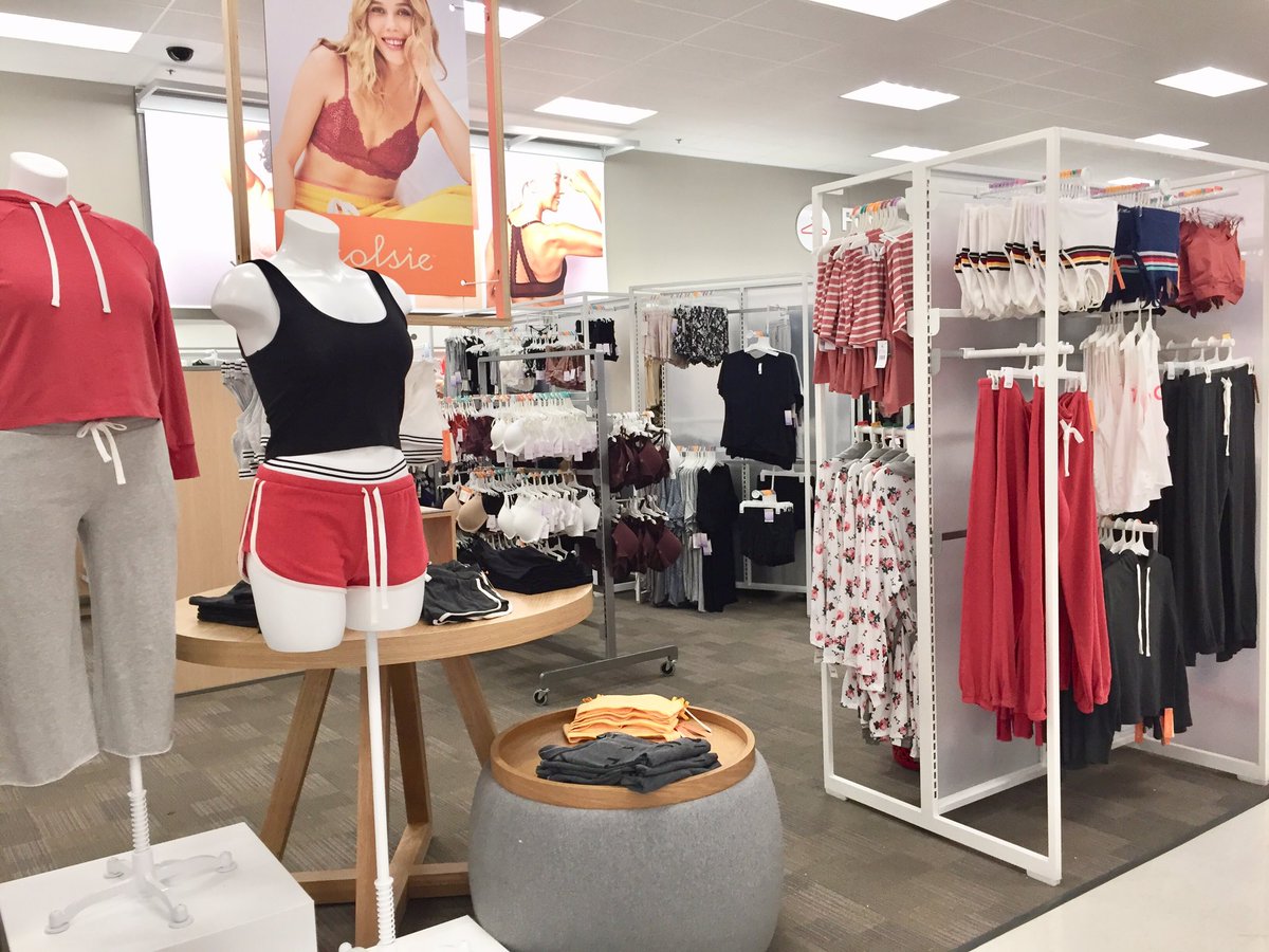 TargetVM_Philly's tweet image. “Project lace” officially launched today!! Thrilled to announce our three new lounge, lingerie and sleep brands— Colsie, Auden and Stars Above! Come check out our new boutique style intimates shop at Target South Philadelphia! #projectlace