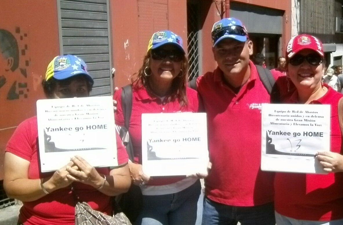 TYCRRP's tweet photo. Unidos estamos movilizados para ir radicar los planes macabros de desestabilizar como se a #Venezuela PUES LES DECIMOS EMPLEADOS DE @RABSA_OFICIAL  #EnVenezuelaLaPazVencerá @NicolasMaduro @dcabellor @LuisMedinaRa @rcamposc70/@RABSA_OFICIAL Gracias por su apoyo  @JessiPSUV https://t.co/VXf0AncGlO