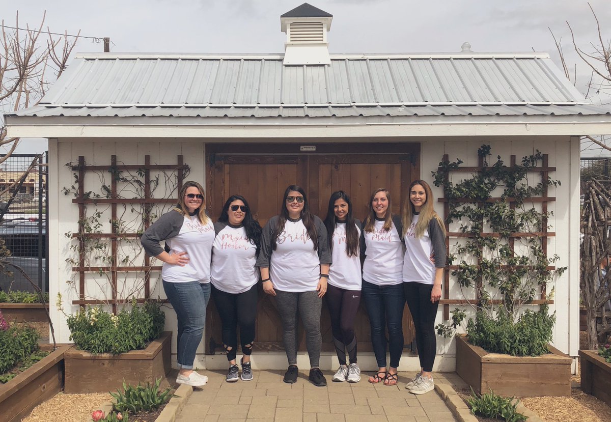 _emmaespinoza_'s tweet image. We had one last fling before the ring!💍💓 #bachweekend