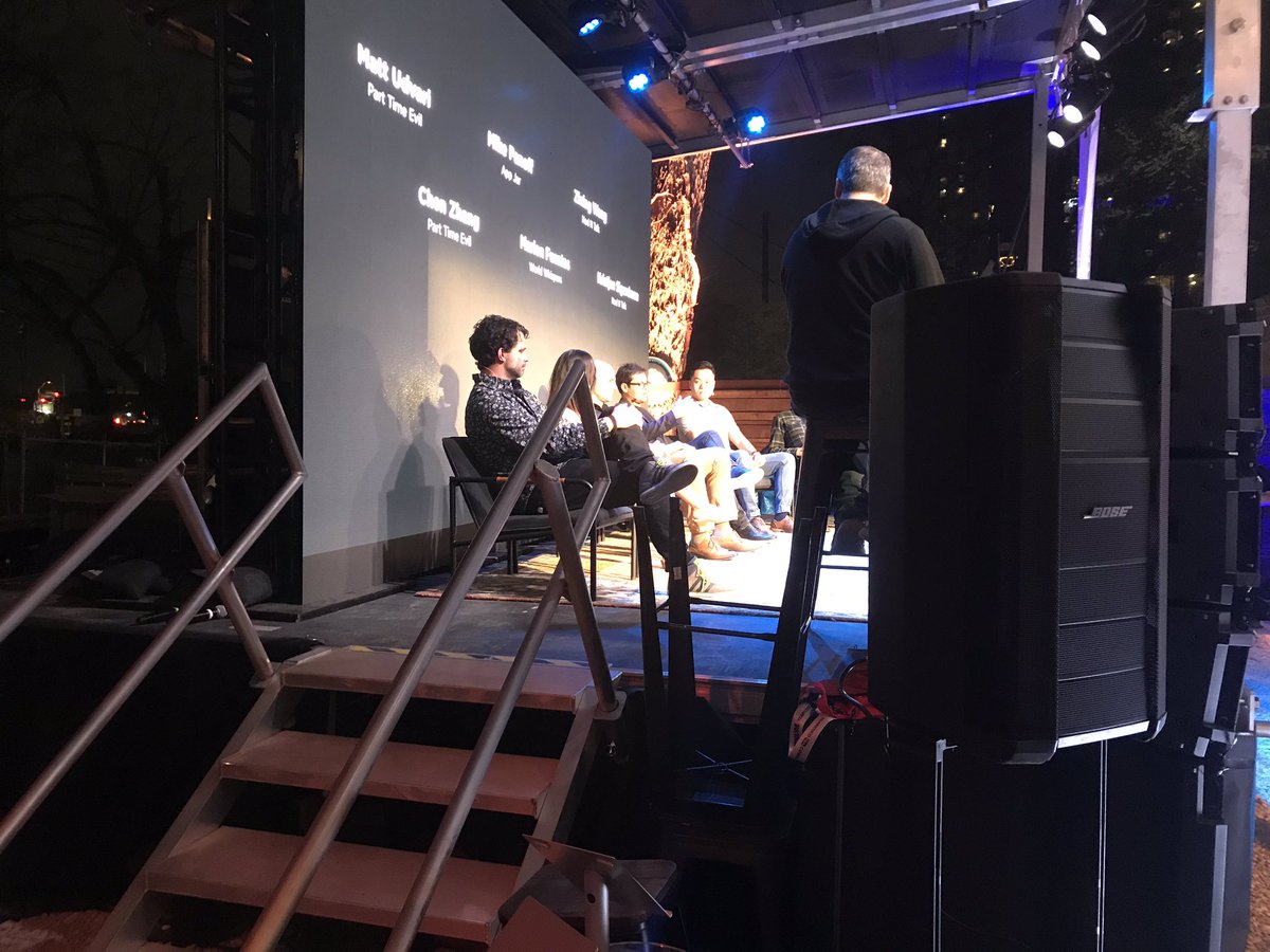 Backstage at the #boseAR awards ceremony. Wish ya boi good luck!