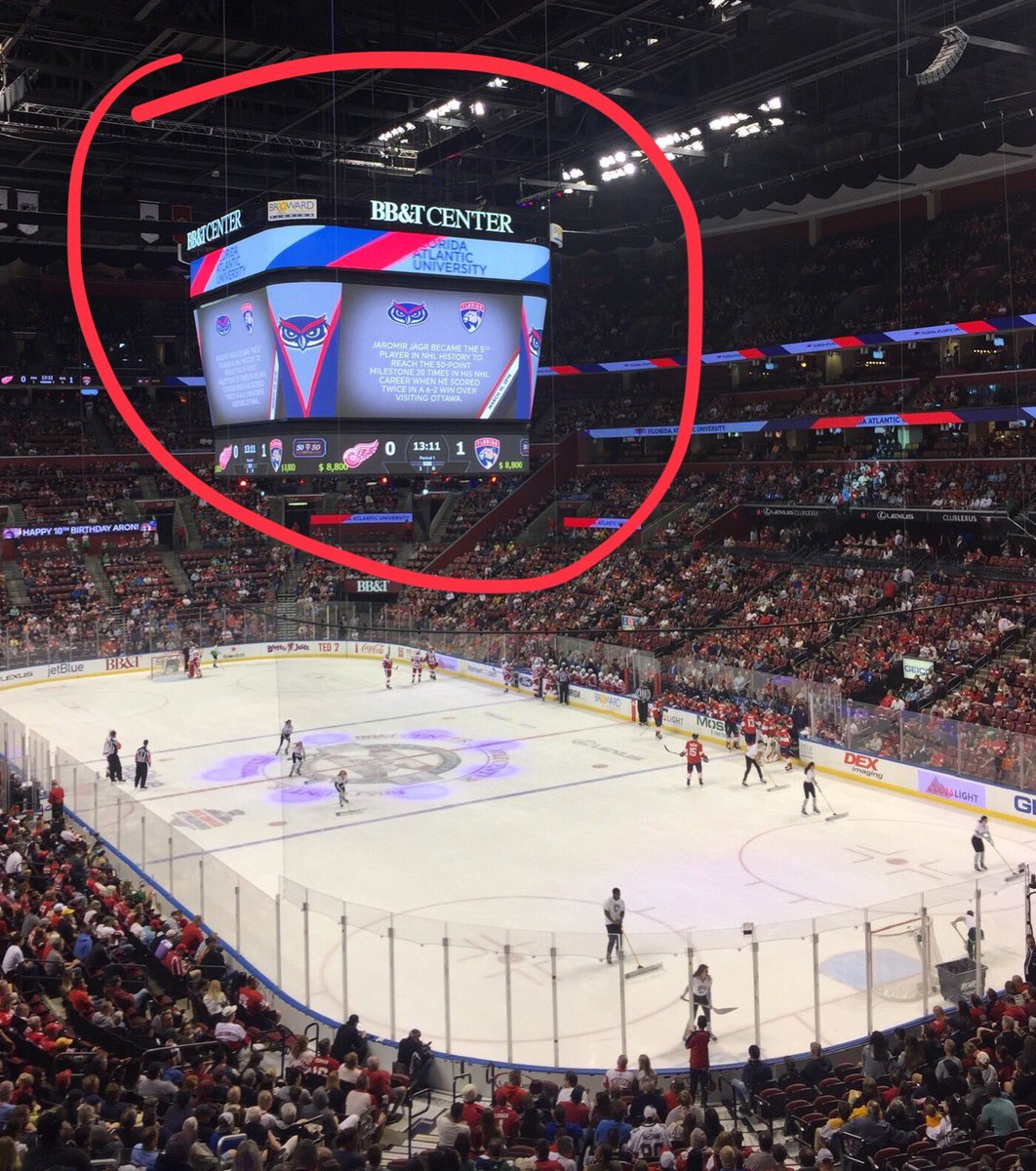 BurrowVoice's tweet photo. FAU in da house at Panthers vs Wings game! #giveapuck https://t.co/H6OubYfZv4