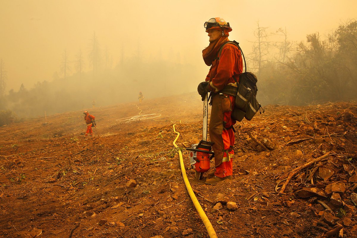 sfchronicle's tweet photo. Bill would help California’s inmate firefighters pursue career after release. The state’s largest firefighter union has already come out in opposition to the measure, saying lawbreakers don’t meet the high standards that the career demands. https://t.co/7G6eITkW5W https://t.co/lcMwjOJF0R