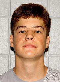 WisBBYearbook's tweet photo. 2020 G Max Klesmit (6-3) scored 30 of his game-high 34 points in the second half to help Neenah register a 68-66 victory over Hudson in a D1 sectional final. Klesmit scored the winning basket with 2 seconds left for the Rockets. https://t.co/iblPkGvfAo