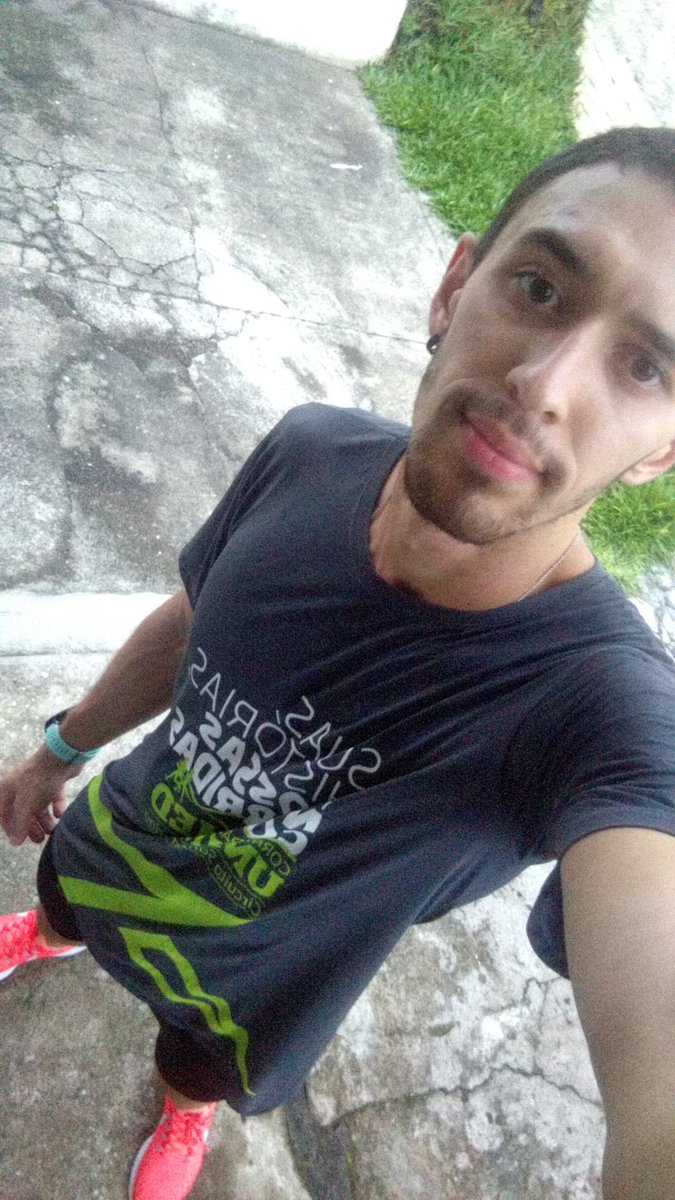 LucasHreczuck's tweet photo. +18k pra conta! #Run #Running #DontStopRun #CorridaDeRua #18k #KeepRunning #VemMeiaMaratona https://t.co/f5tCEgst6P
