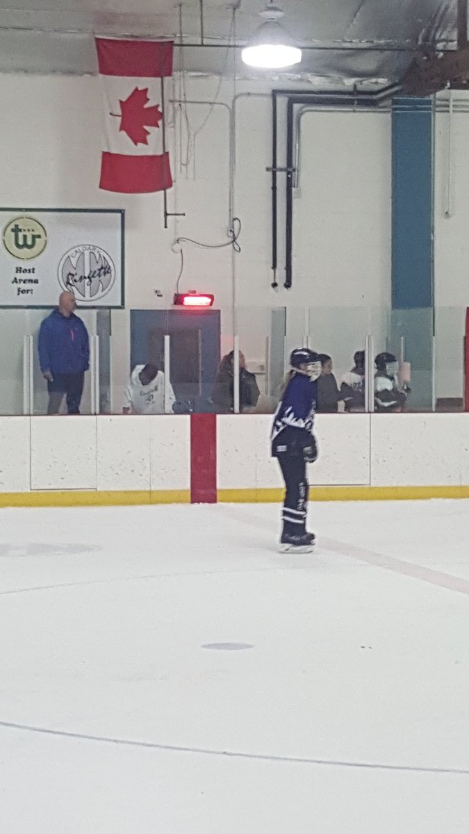 kim_huygen's tweet photo. GOLD medal game 🥇. Hours of practice, games, tournaments have led us here. #u14provincials #rush #fmra #fortmacrush #RAB #ringette #madeforthis #likeagirl #putaringonit https://t.co/YUC72yv6KX