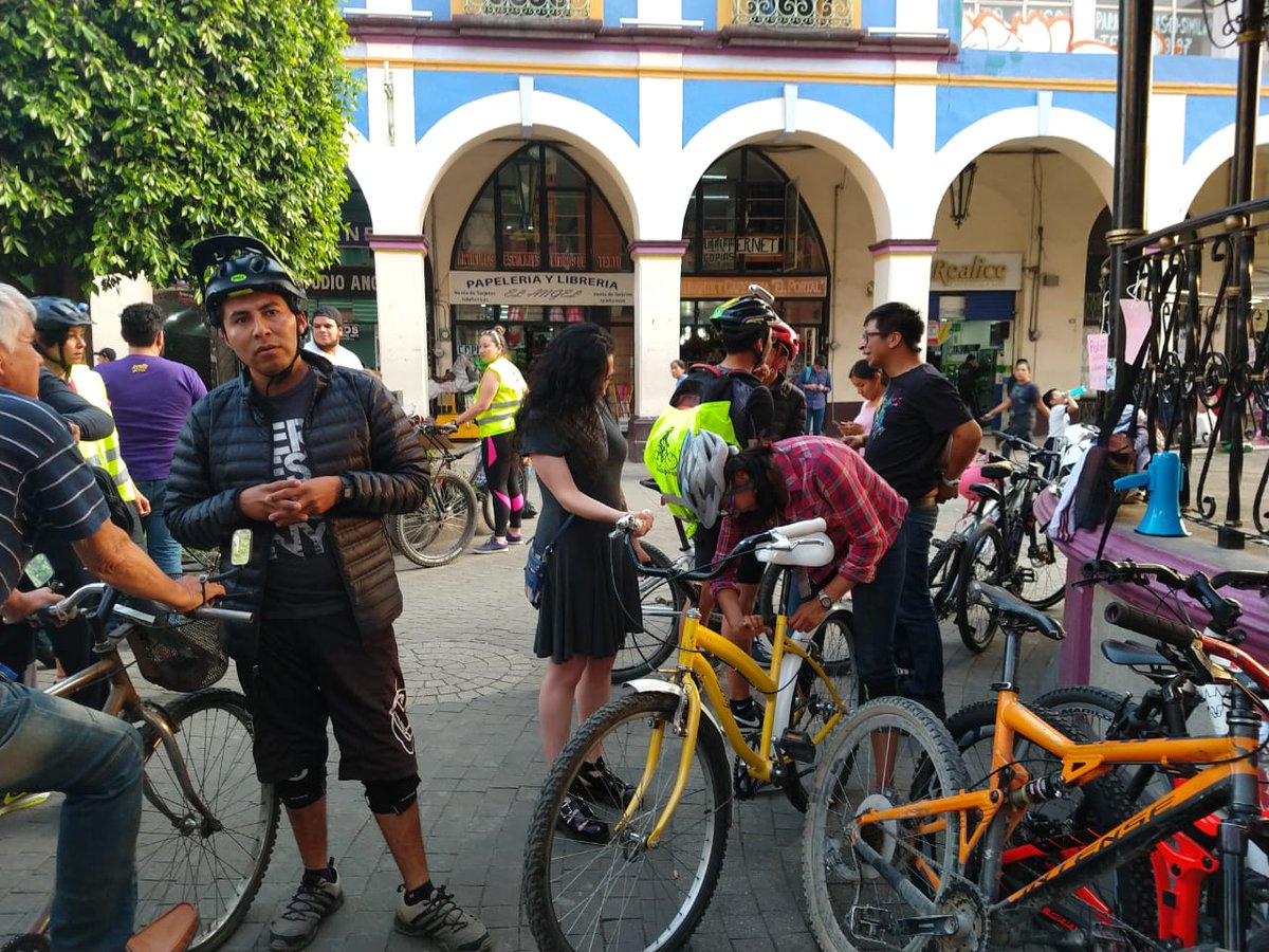 GTlaloques's tweet photo. #8M Compartimos algunas fotos del paseo ciclista en el marco del Día Internacional de la Mujer en #Texcoco, rodamos contra la violencia hacía las mujeres, por el respecto para los ciclistas, por una movilidad justa y responsable https://t.co/JhJlHntbhC