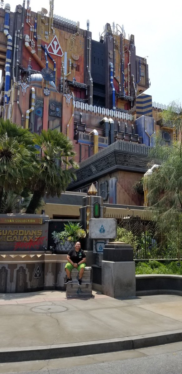 SunflowerMarie's tweet image. I am groot! 💚 #missingcali