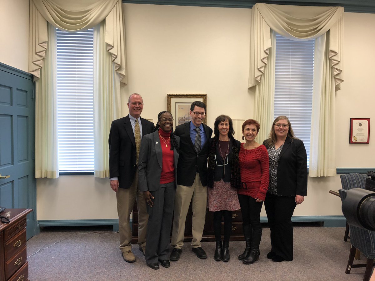 Mike Riley tweet media