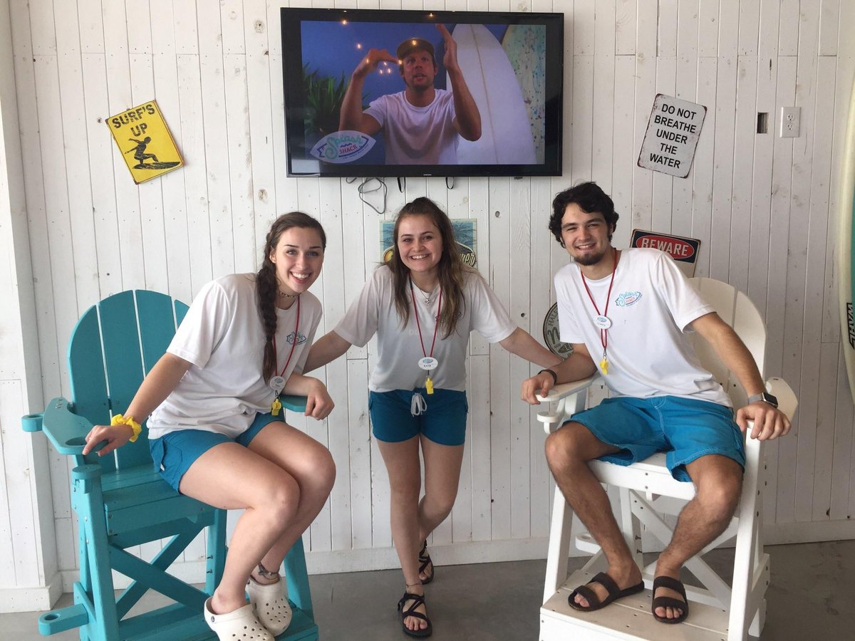 splashshacktx's tweet photo. Spring Breaks have started!  Come visit our staff during the next few weeks!  We are open and ready for a splashing good time!
.
https://t.co/CW50B1yum4
.
#waterslides #waterpark #splashshacktx #INDOOR https://t.co/hotlE2VPmL