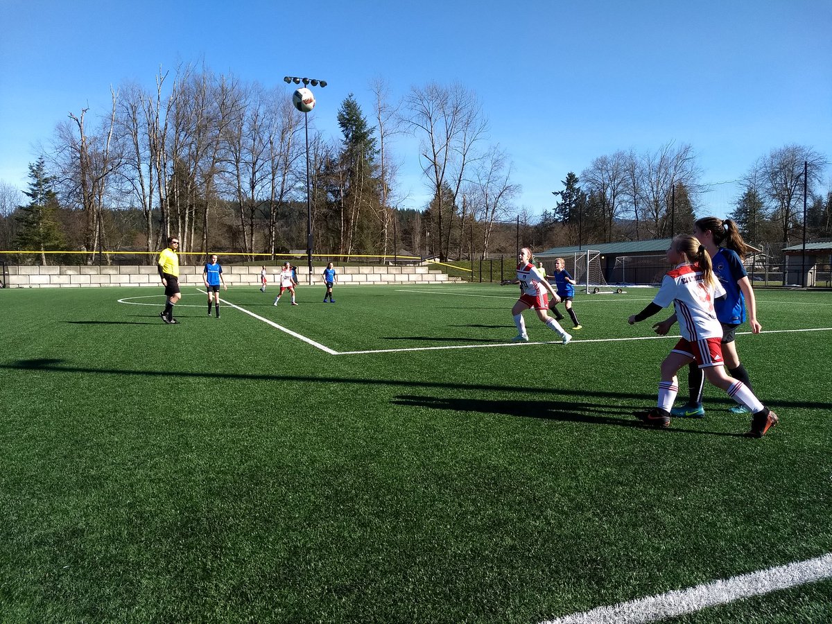 SoundFC_G07A's tweet photo. Beautiful day in Preston taking on EFC. https://t.co/oUCJBqWcFC