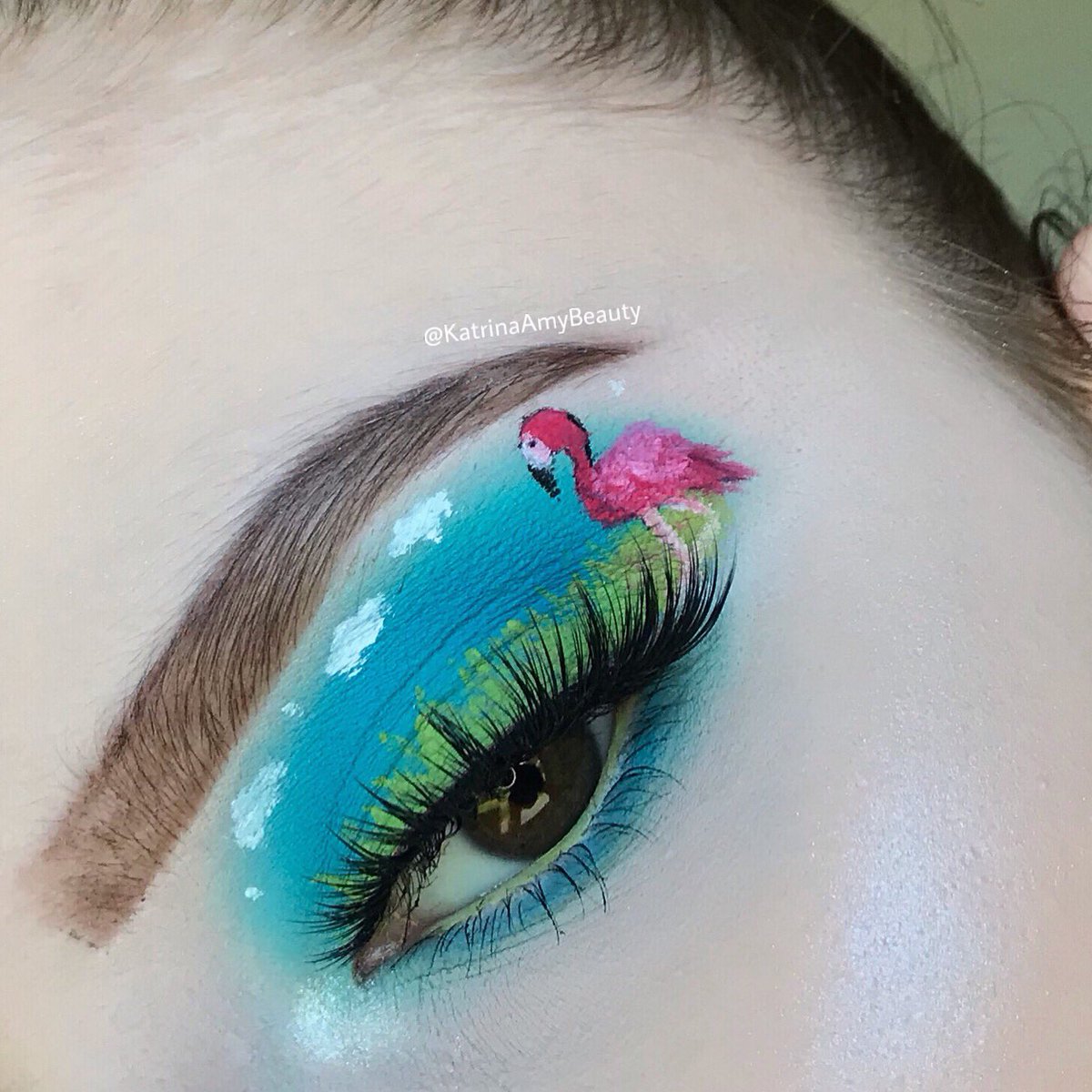 KatrinaAmyBeaut's tweet photo. And this is my flamingo look! One of my favourites!!! @norvina1 I hope you love this and consider me for the list xxx

https://t.co/mqCDxioRD0 https://t.co/OxcXpTiLEz