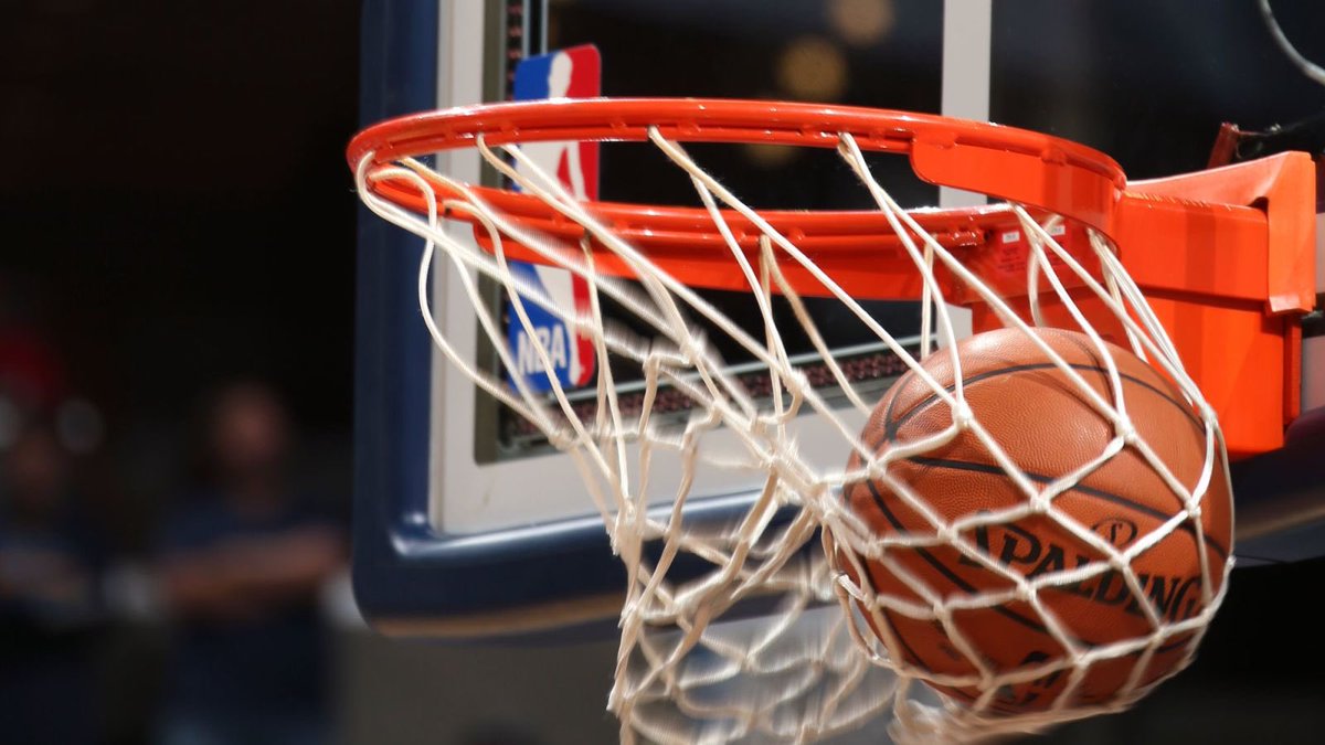ShakoFca's tweet photo. FCA Monday night @7!! Don’t miss out on basketball and chips &amp; salsa! Plus two students will be talking about their mission trip experience!!! https://t.co/zL32WVD4Ao
