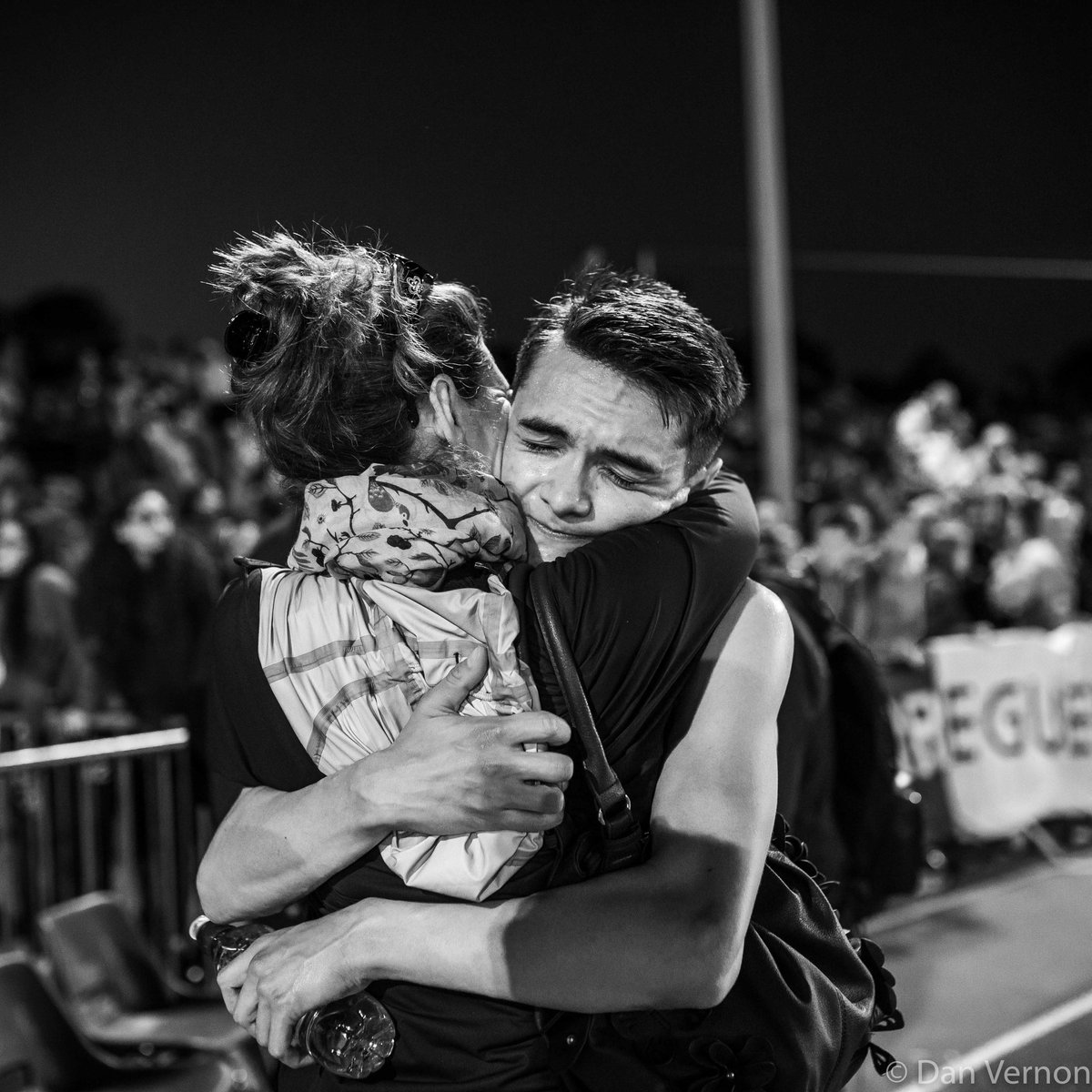 We're delighted to announce race entries for our 2019 edition will go live on April 8th.

Entries will be staggered by PB, with sub 30min men / sub 34min women getting first dibs.

See you 6th July!

#Highgate10k 
#Lane3BeerNCheer 
#LoveLifeLove25Laps 

📸 <a href="/DanVernonPhoto/">Dan Vernon</a>