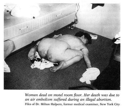 Whitfield4House's tweet photo. .@BeachforGA .@Scot23 1964, #GerriSantoro and her lover checked into a Motel. Santoro, six and a half months pregnant was determined to perform her own #abortion, She started hemorrhaging and her lover abandoned her to bleed to death. #neveragain #pissedoffpeaches #kegelsforkemp https://t.co/rr9NkVHv44