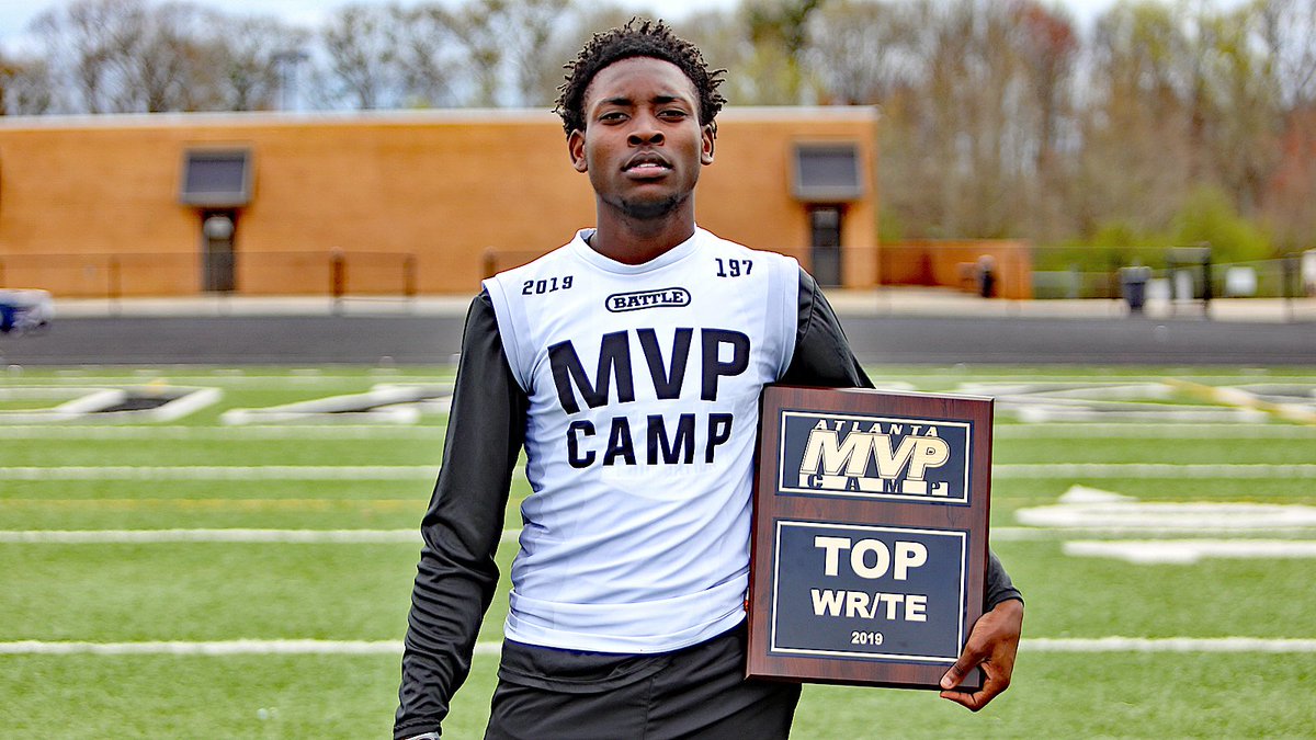 ChadSimmons_'s tweet photo. Congratulations to Newton 2020 ATH Diondre Glover. He was named WR MVP at Atlanta #MVPCamp 2019. https://t.co/7ol52JHHTL