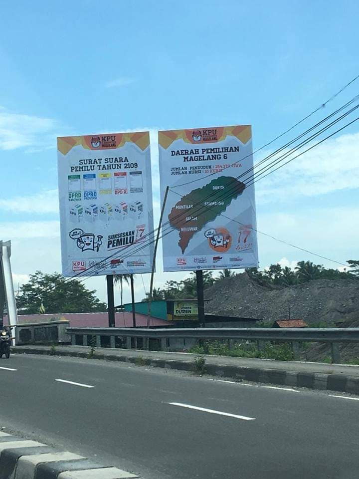 Banner pemilu 2109 sudah dipasang