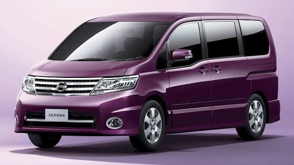 自動車cm図鑑 A Twitter 372 日産セレナ 3代目 05年登場 販売から4 年経っても根強い人気があったノア ヴォクシーと 一足早くモデルチェンジしたステップワゴンに対抗馬として登場 多彩なシートアレンジと室内空間の広さを売りにし 08年にはミニバン販売台数