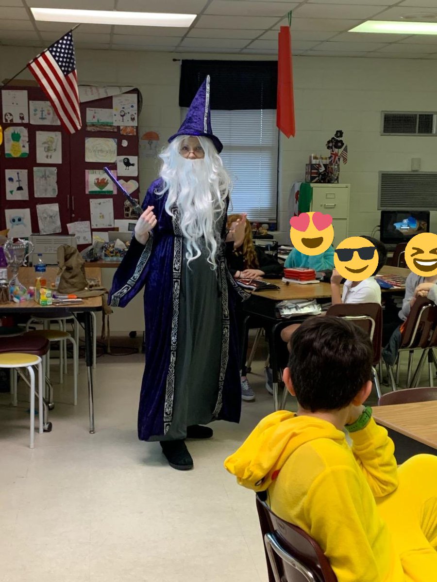 LevelUpTechLab's tweet photo. #ReadAcrossAmerica day @littleriveres1 My little muggles learned about Latin words in spells to decode what they meant, were sorted into houses, and learned magic with magnets! #CCSDgetreading #getCCSDreading #magicintheclassroom https://t.co/QozSaSsCCq