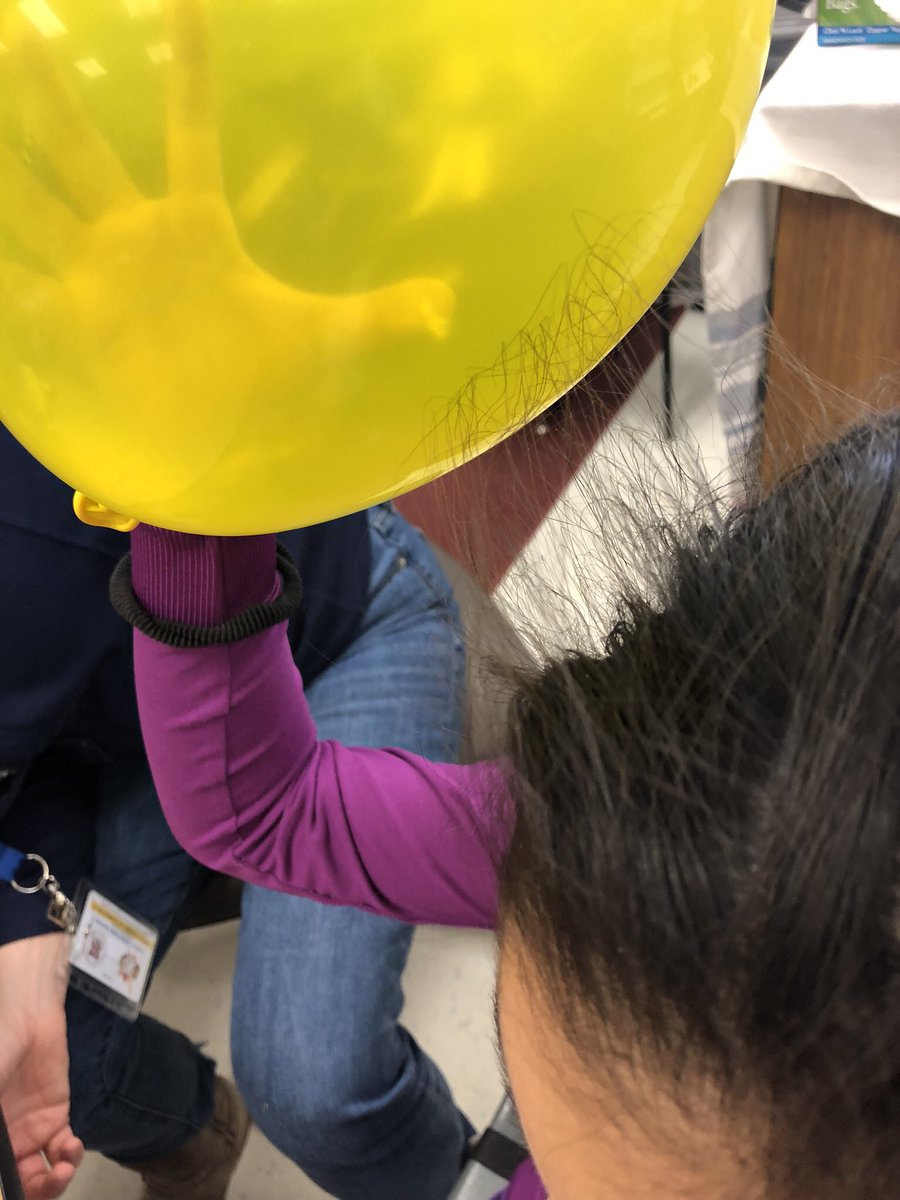 mojo_jojowe's tweet photo. A simple yet effective way to teach static electricity!#staticfun
Our Unique Learning #N2Y unit lesson for March is all about electricity. #seetheABILITY #LCPS19 @Tolbert_ES #Tolbertcares #TolbertPPD https://t.co/n8d3vItXdZ