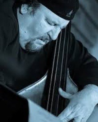 Happy Birthday from SOUTH Jazz Club to local bass great Andy Lalasis. 
#happybirthday  #andylalasis  #bassplayer #phillymusic  #phillymusicscene #phillymusicians #jazzbridge #sundayjazzbrunch #southjazz  #southjazzkitchen #southjazzclub ift.tt/2XLAtOa