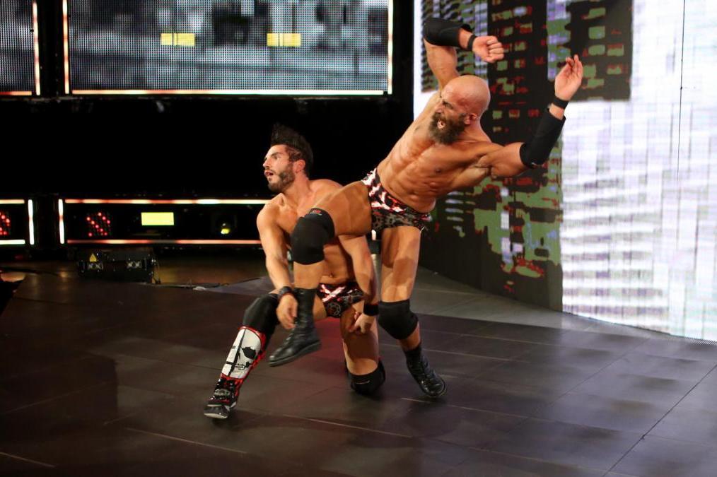 adampacitti's tweet photo. 10 Most Emotional Heel Turns Ever

#WWEFastlane https://t.co/8rUYEreLuH