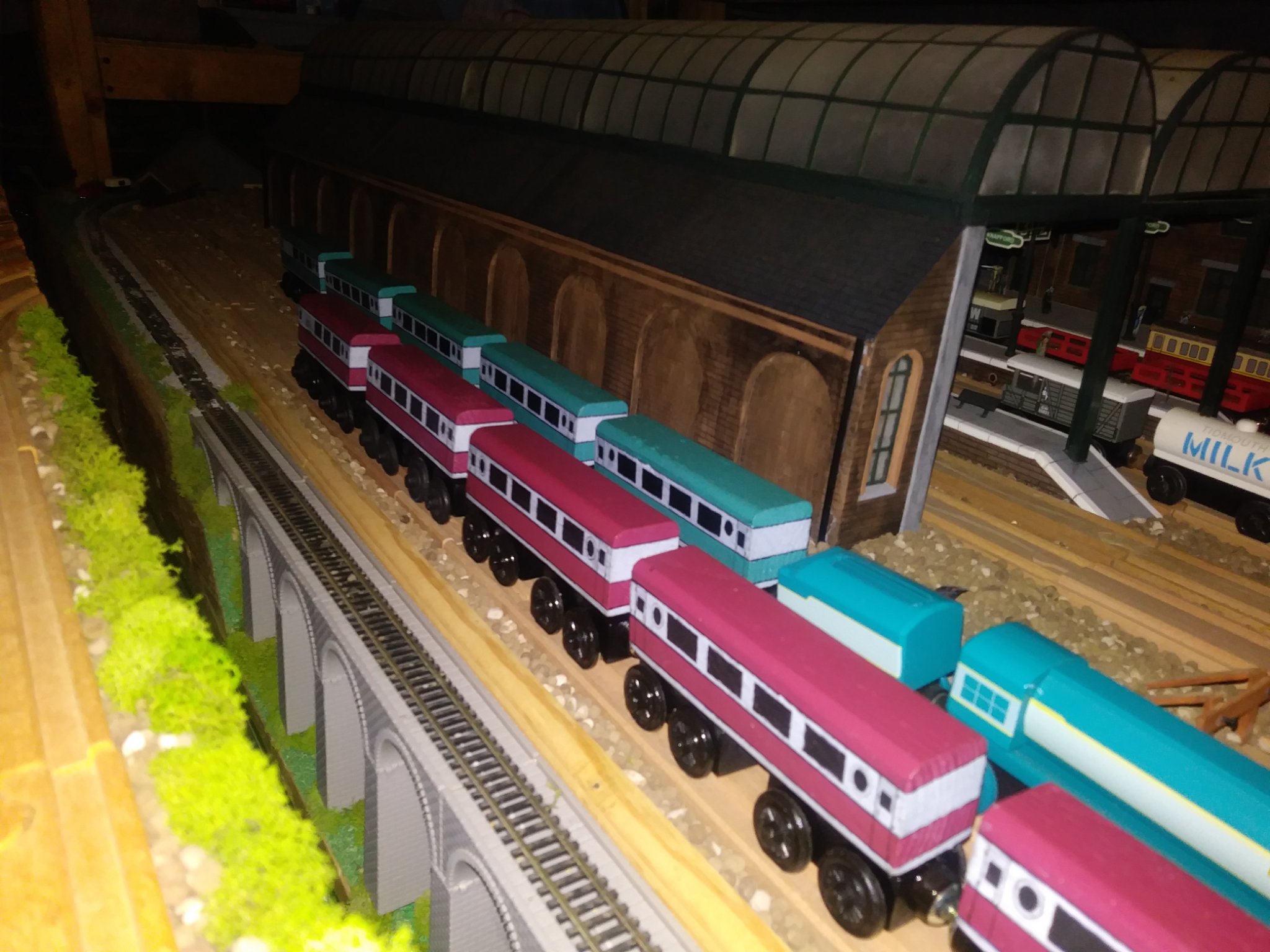 thomas and friends connor and caitlin toys