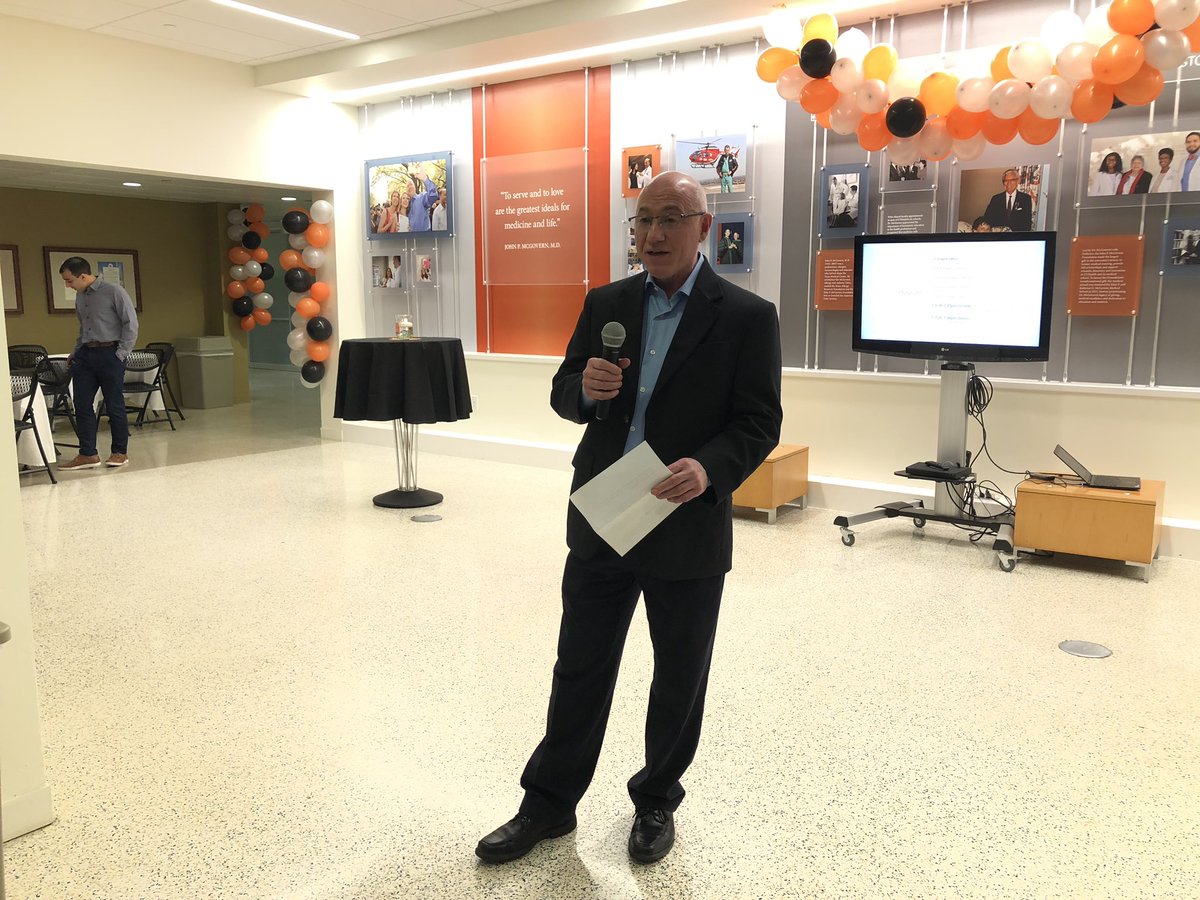 McGovernMed's tweet photo. A toast to the students on A Week To Remember! #McGovernMedSchool #BuildingBetterDocs https://t.co/A6hlAKW4VB