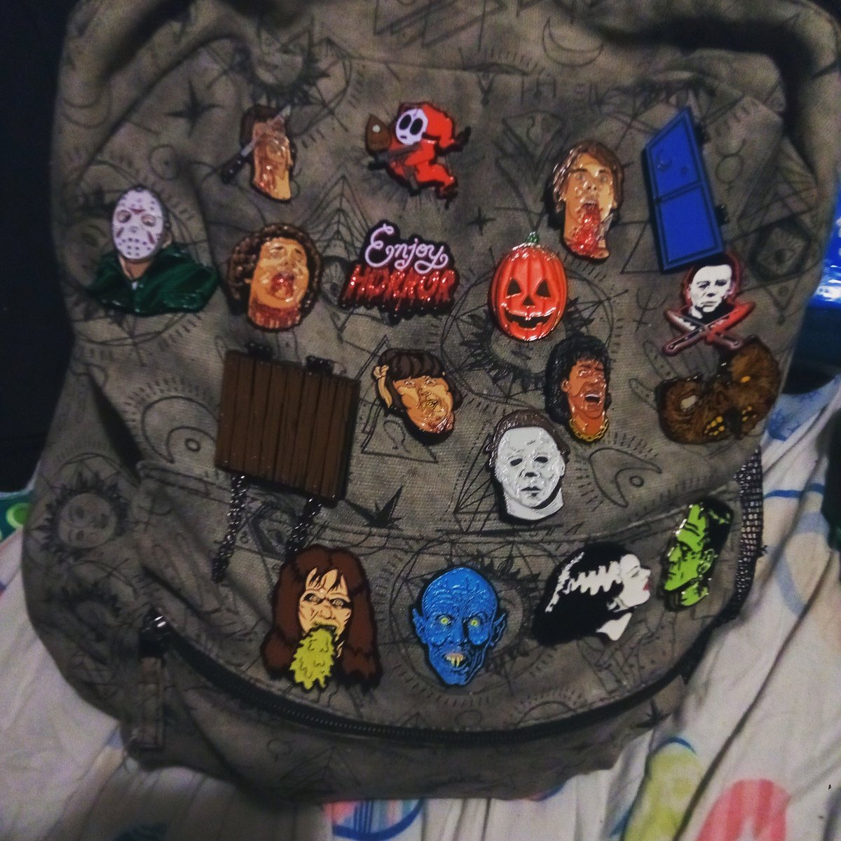 TESDZomb's tweet image. My small #horrorpin collection
#horrorpins #horror