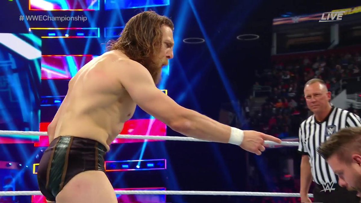 WWEUniverse's tweet image. "YOU DON'T DESERVE TO BE HERE!" - @WWEDanielBryan to @FightOwensFight #WWEFastlane