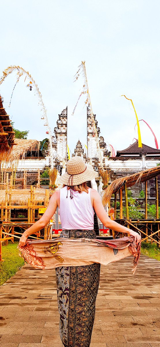 HatFrench's tweet photo. It's those kinds of memories that matter the most... 💫🌏📸 #bali #indonesia https://t.co/cdhVV6fvjK