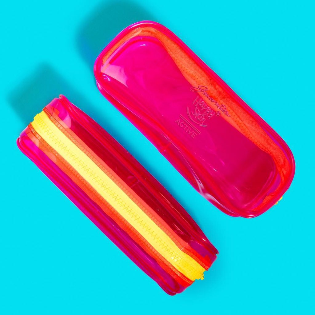 OfficialKBB's tweet photo. #GHSActive drops a new collection of MLBB shades and Kiss and Bloom tints, it comes with a limited neon pink pouch.
π:https://t.co/dhmdThMj8F
#KathXHappySkin
#KCA #VoteKathrynBernardo https://t.co/NpcoLGfwOs