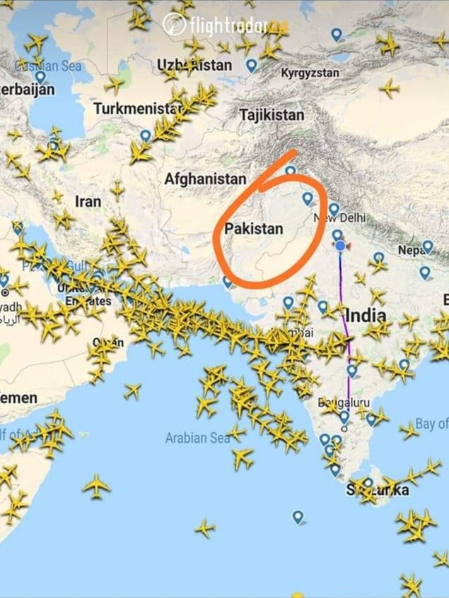 RishabhCodes's tweet photo. When you mess up with Modi,
Your skies may dry .
#ModiVsPakistan https://t.co/W5cKzCJmPc