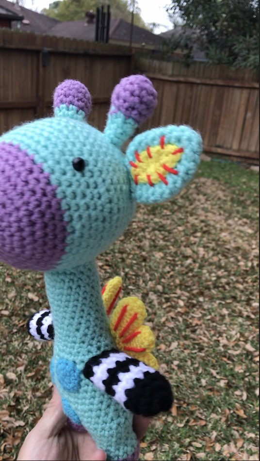 interlacing_web's tweet image. New plushie! An amigurumi giraffe inspired by Mexican Alebrije art!! #plushie #toy #giraffe #amigurumi #amigurumitoys #crochet #crafting #craft #art #redheartyarns @RedHeartYarns