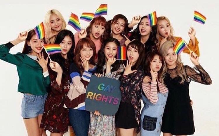 akegiyu's tweet photo. rt to join a lgbtq+ kpop gc! 

-be lgbtq uwu 
-any groups!! 
-be close n don’t let it die :D 
-be funny/ take a joke 
-if this flops the hets got me https://t.co/ZKuFeRPJaG