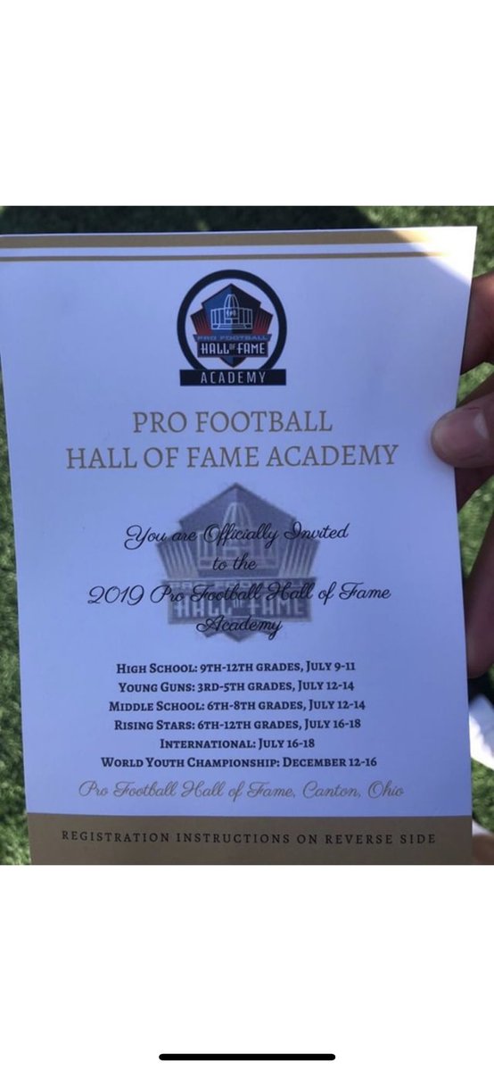 PlaymakerWay's tweet photo. @milomlopez got the call to the HALL! Our ProWay PlayMaker class of 2020 La Serna high school Fs/Wr . Did absolutely work today! Keep grinding MILO! #PlayMakerWay ⚫️🔴⚫️🔴 https://t.co/kLhx5FyfX6